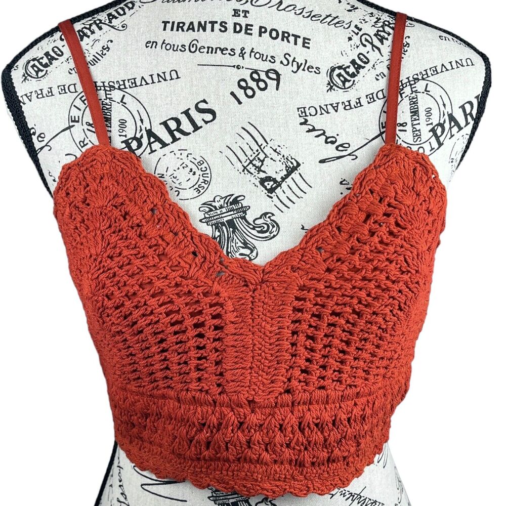 Band of Gypsies (B.O.G.) Collective Crochet Knit Crop Top Size Medium NWT